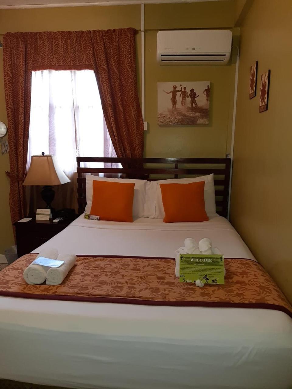 Narakiel'S Inn Roseau Ngoại thất bức ảnh